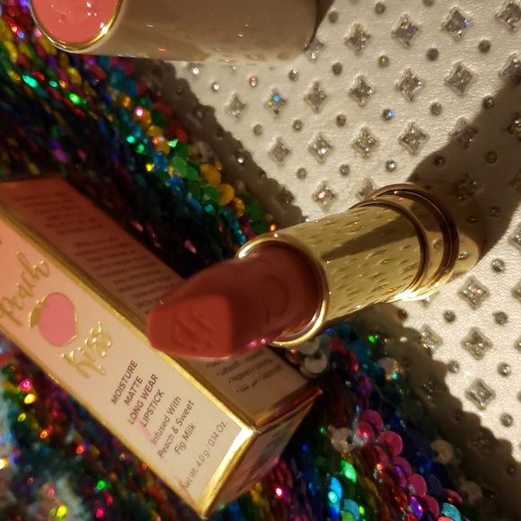 🧚♀️🌟MAKEUP ME HAPPY Too Faced DISCONTINUED Peach Kiss Lipstick NWT - Picture 4 of 4